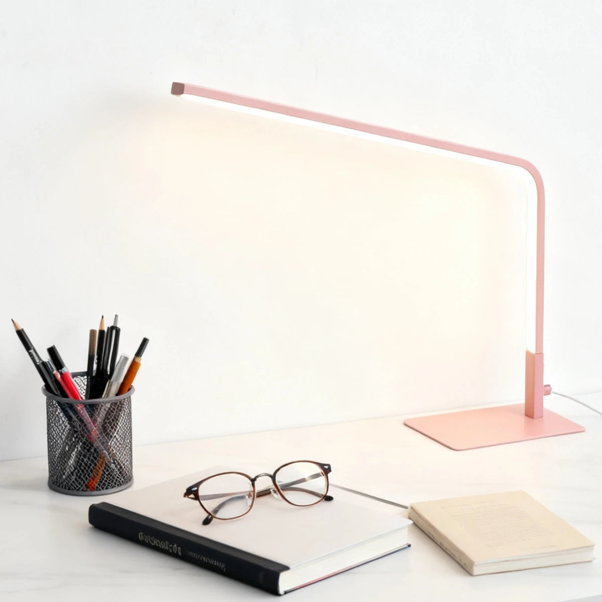 USB LED Desk & Reading Lamp – Adjustable Brightness & Eye Protection